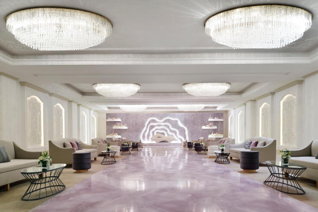 Crowne Plaza Riyadh Al Waha By Ihg Exteriör bild